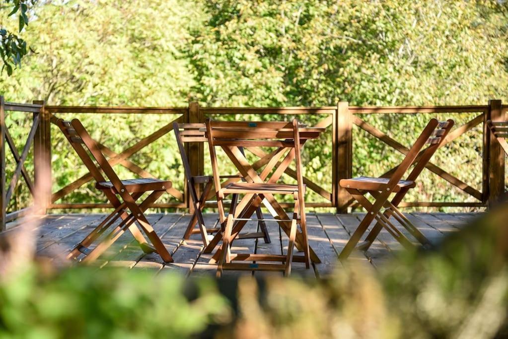 Parokia Apartman Es Coworking A Balaton Mellett Kaptalantoti Exterior foto